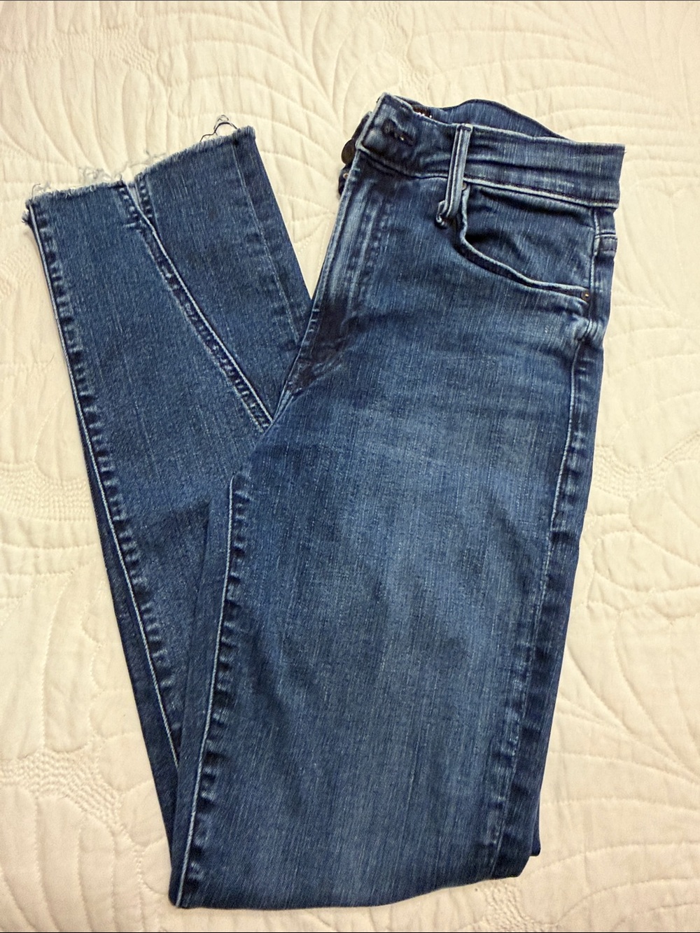 MOTHER Women's Skinny Jeans in Dark Blue Wash